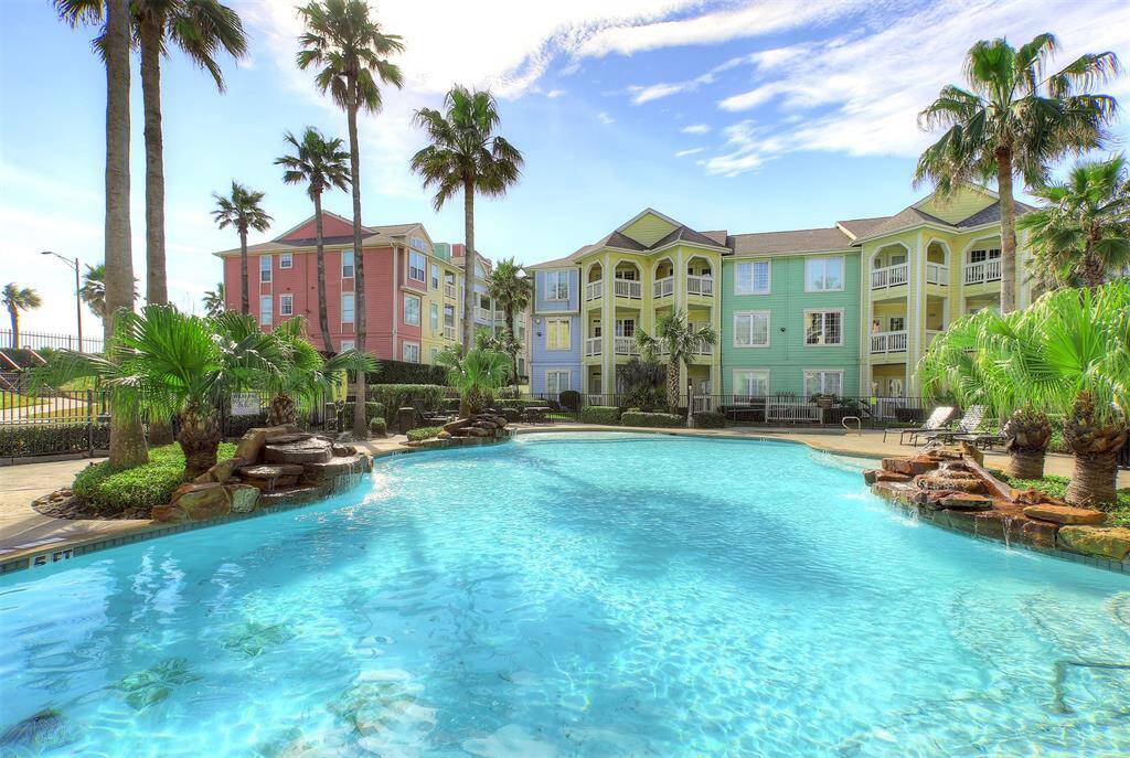 When you just don't feel like the beach, head to the pool.