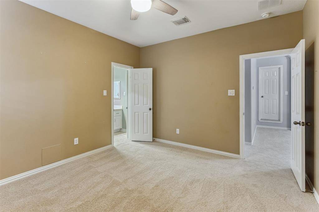 7014 Lake Haven Ct, Sugar Land Tx 77479-2nd bedroom up.