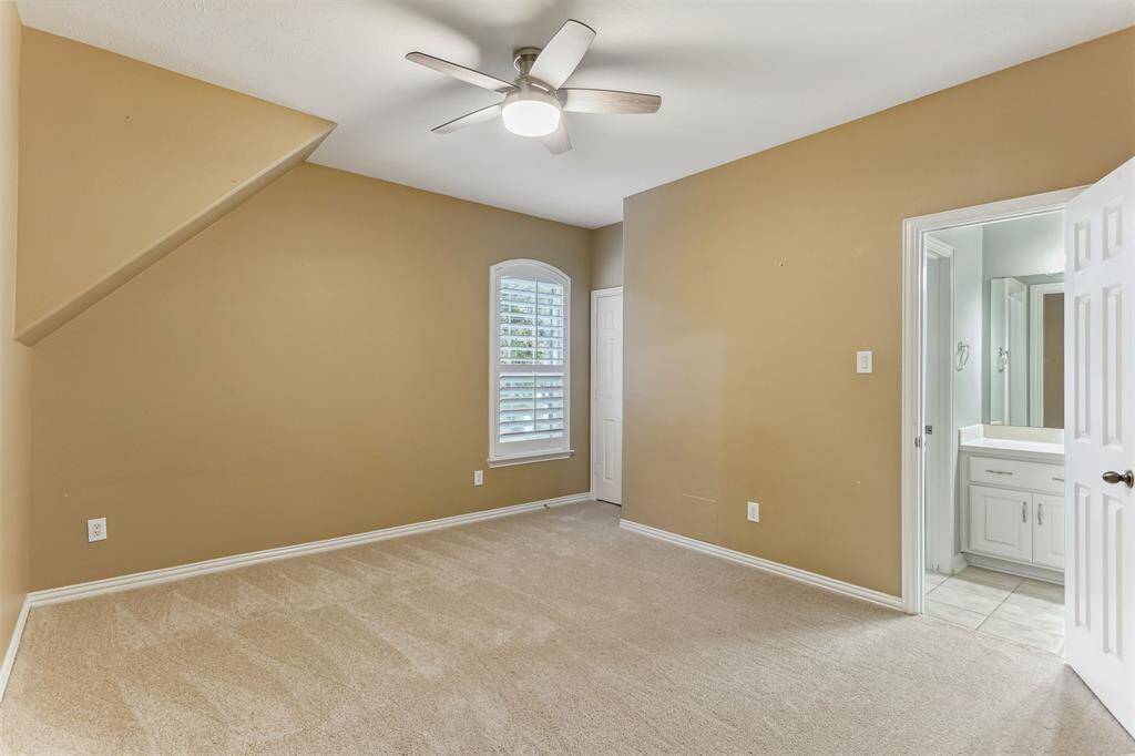7014 Lake Haven Ct, Sugar Land Tx 77479- bedroom, plantation shutters.