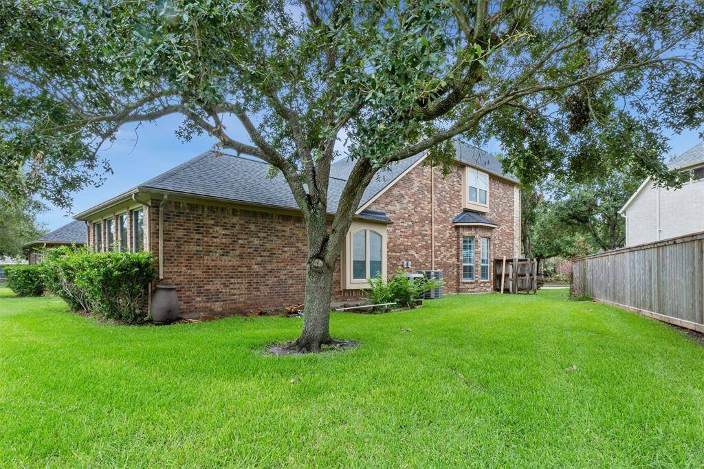 7014 Lake Haven Ct, Sugar Land Tx 77479