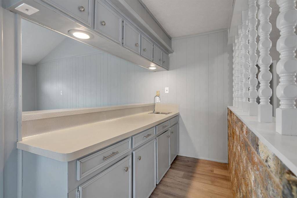 Wet Bar