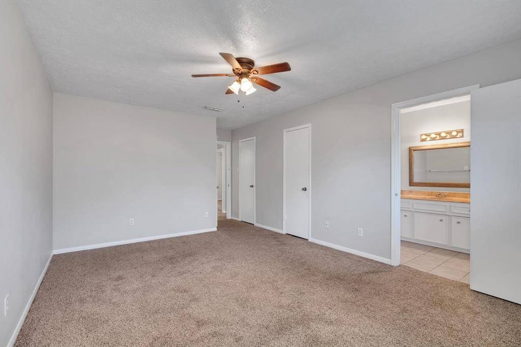 Very Large Primary Room