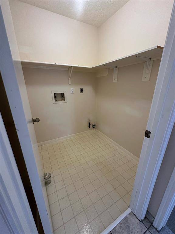 IN HOUSE LAUNDRY ROOM