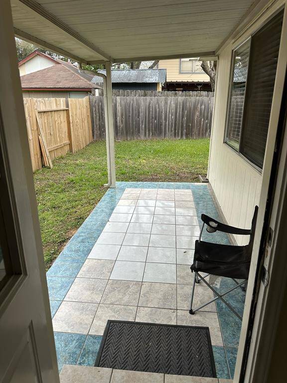 BACKYARD DECK