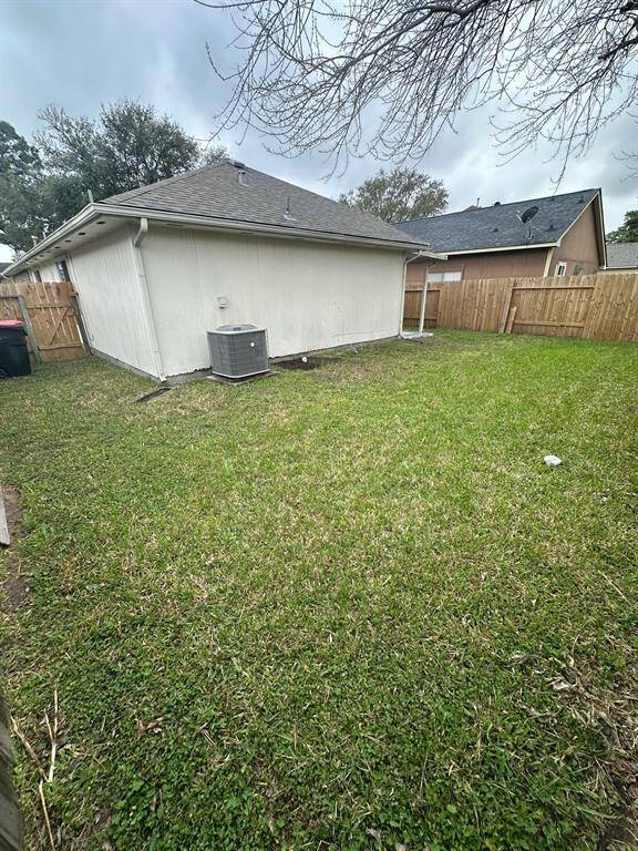 OTHER CORNER BACKYARD VIEW