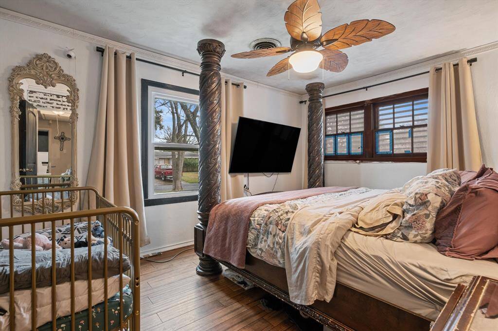Bedroom #1
