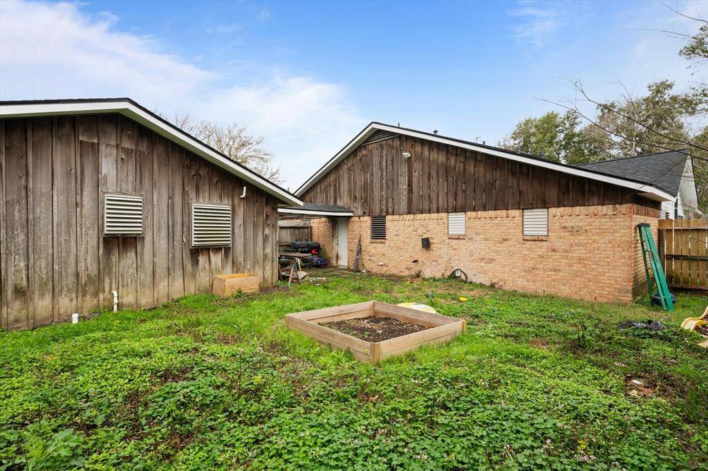 The garage includes a living quarters that is not photographed