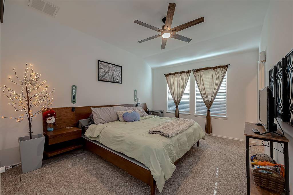 Spacious Primary bedroom