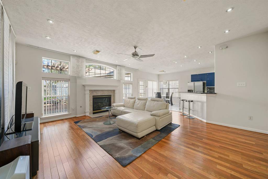 Plenty of natural light with space for downtime and entertaining.