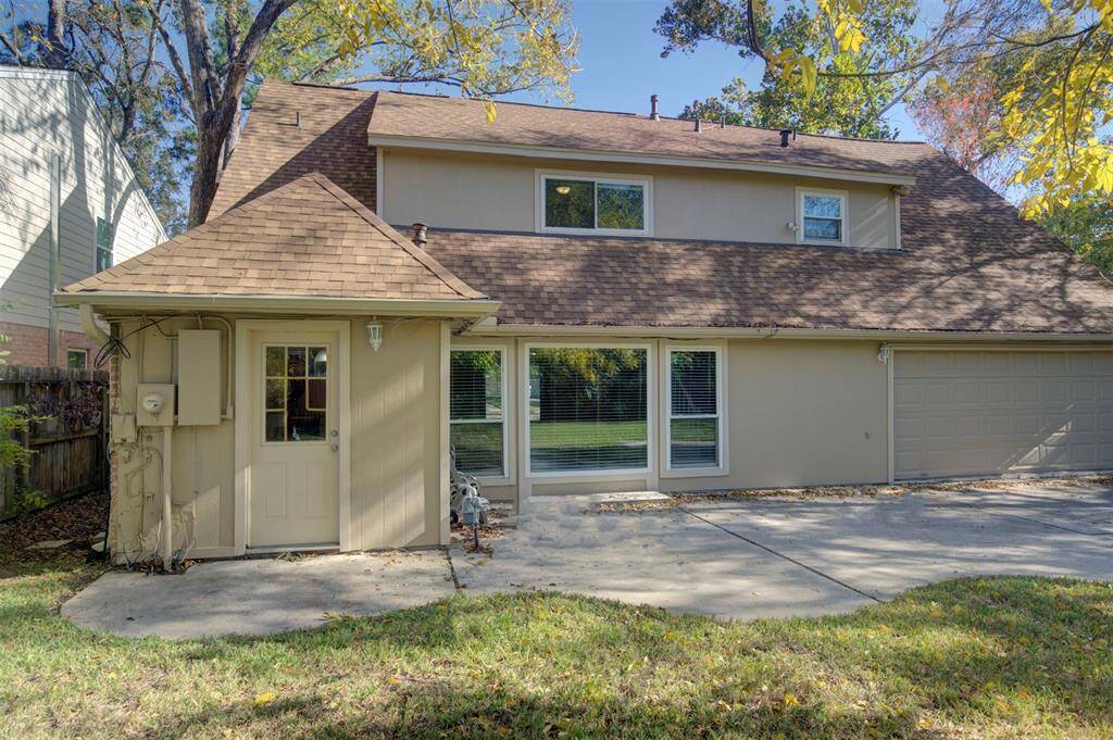 Another view of the back of the house!