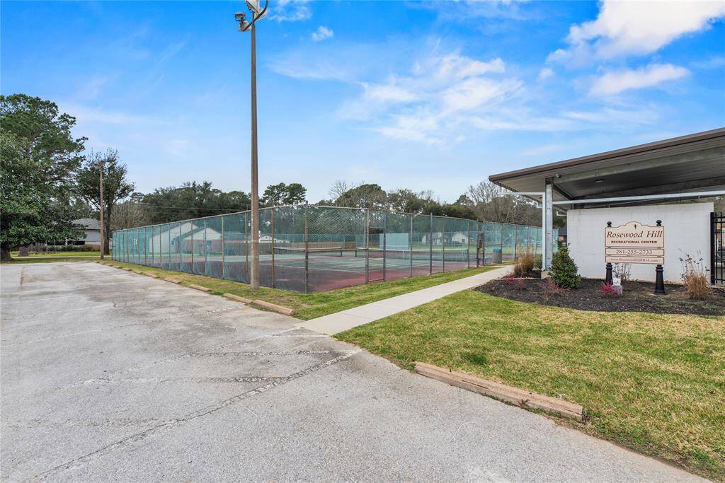 The Rosewood Hill Recreational Center offers fantastic amenities, including tennis courts for residents to enjoy. Whether you're looking for a friendly match or a great way to stay active, this community space provides the perfect spot to connect and play.