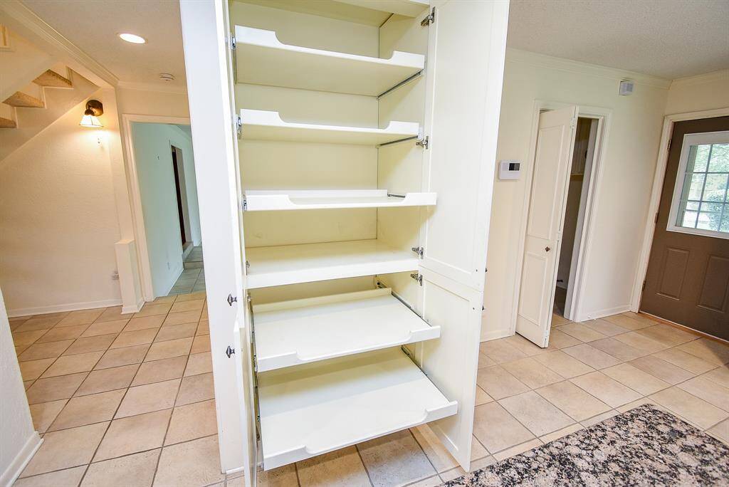 This kitchen has upgraded cabinets with deep drawers and an eat in breakfast area. The storage unit provides additional storage space for all outdoor grilling enthusiasts.  Sellers will remove it if you don't want to use it.