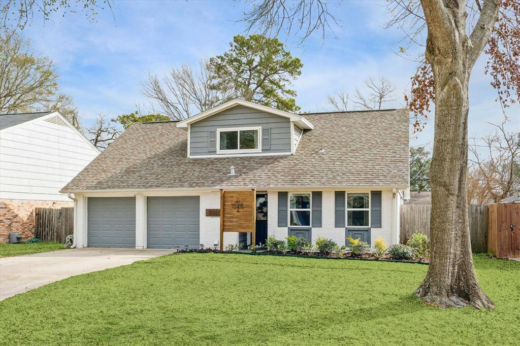Beautifully updated in 2019, this stunning 4 BR/2.5 BA home is situated on a quiet cul-de-sac.