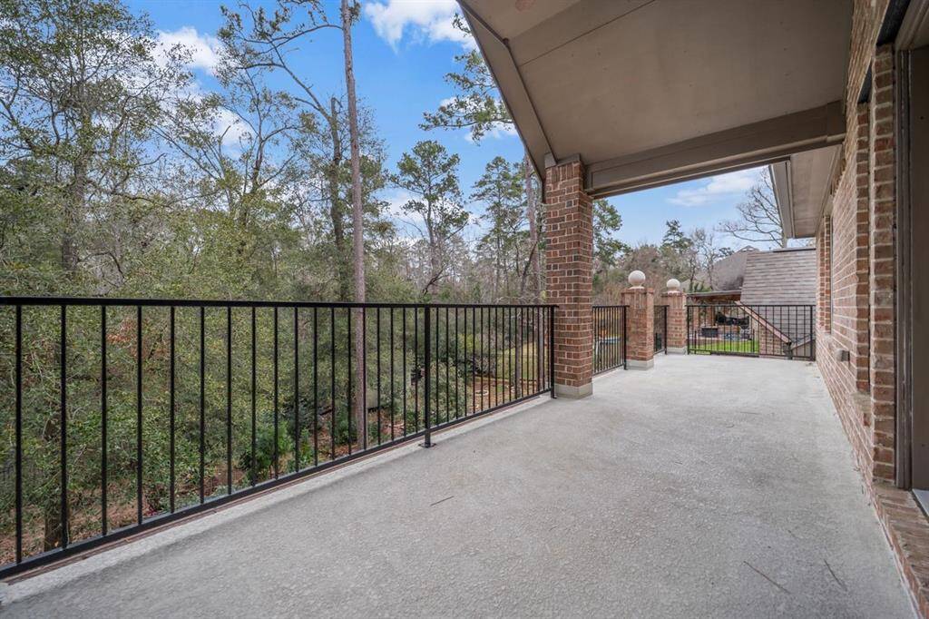 Large balcony off the upstairs game room.
