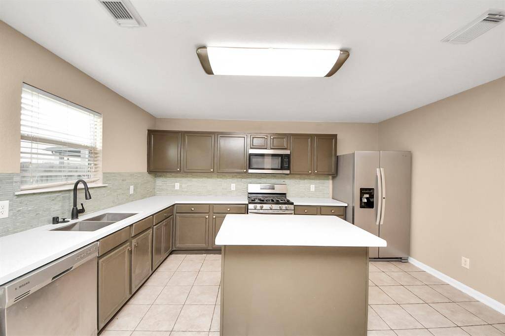 Kitchen 3