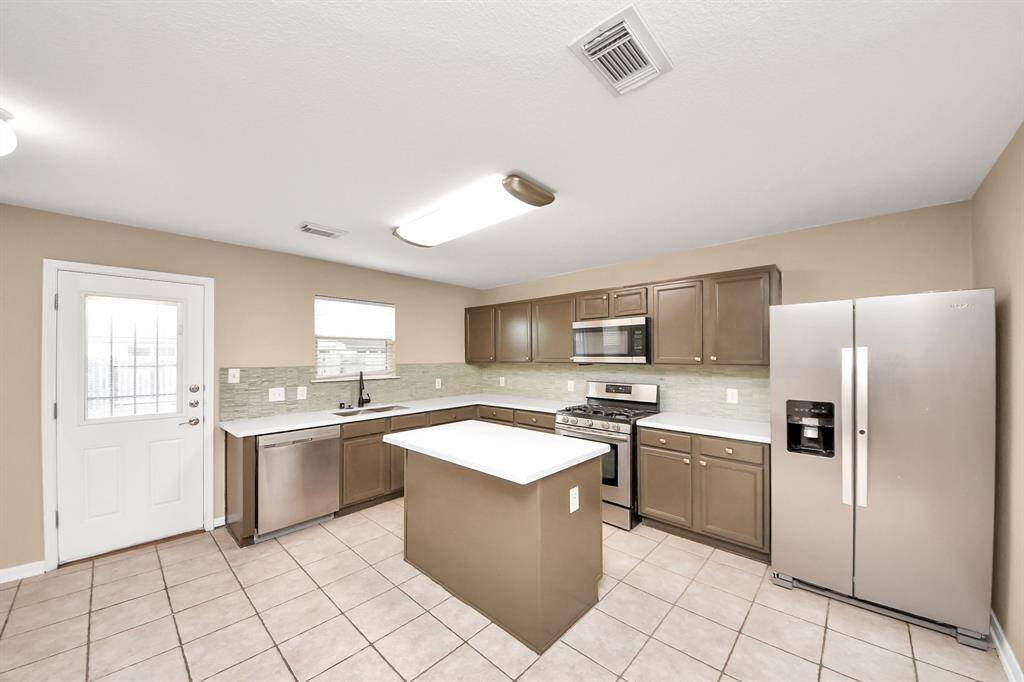 Kitchen 4
