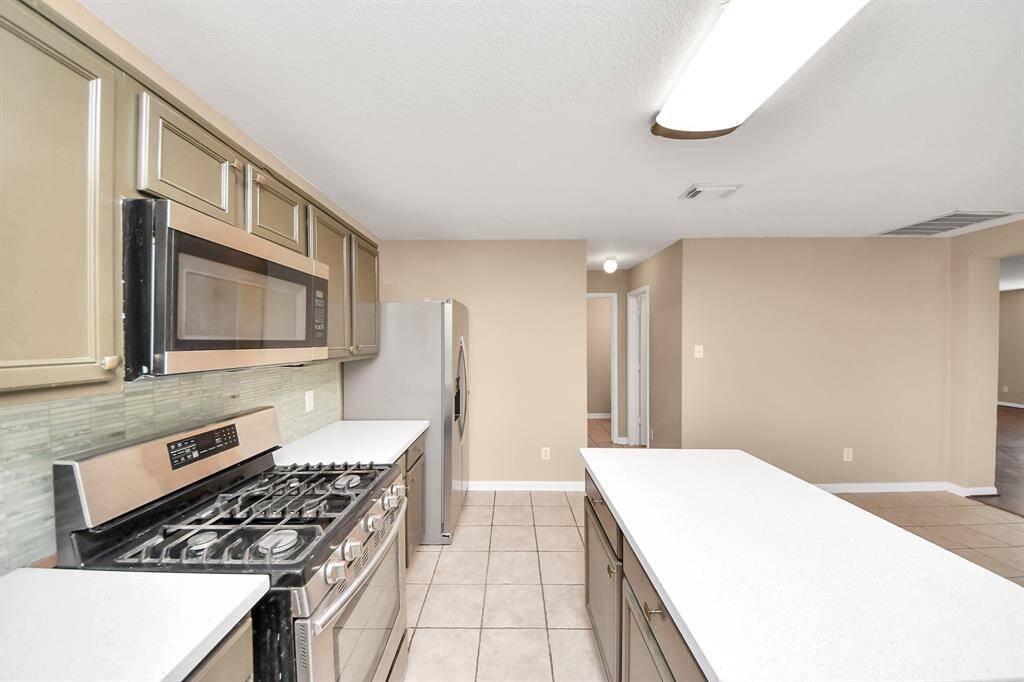 Kitchen 5