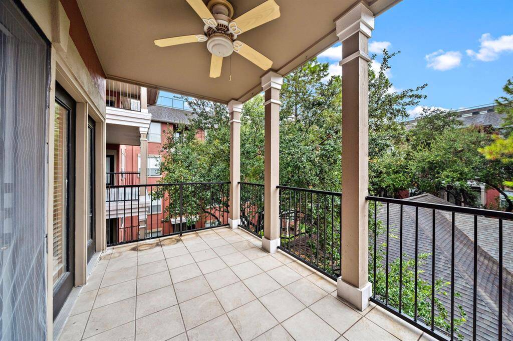 Relax on your private balcony, ideal for morning coffee or sunset views.