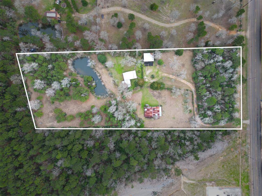 Boundary lines are approximate and should not be deemed reliable.