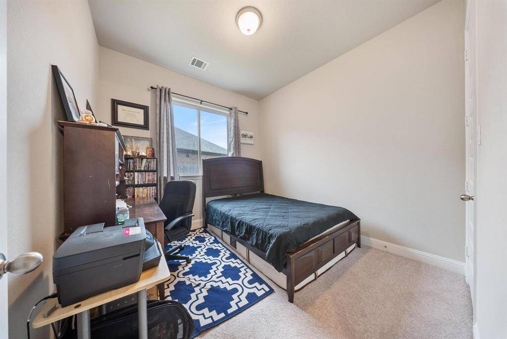 secondary bedroom