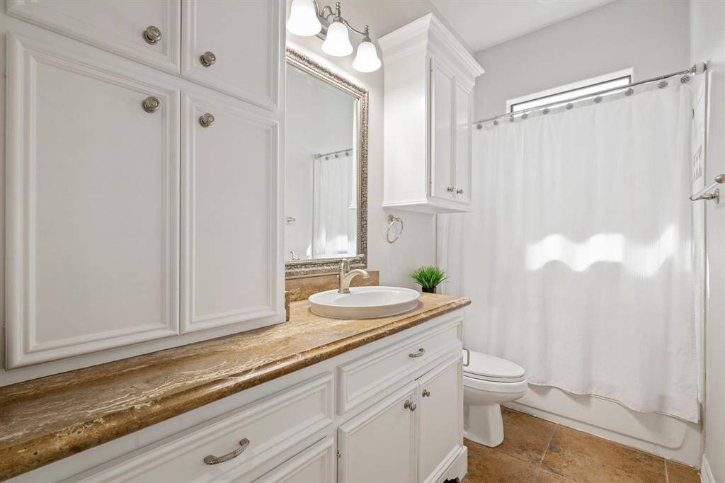 Bathroom #3