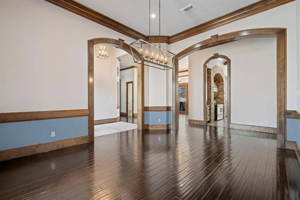 Formal dining room