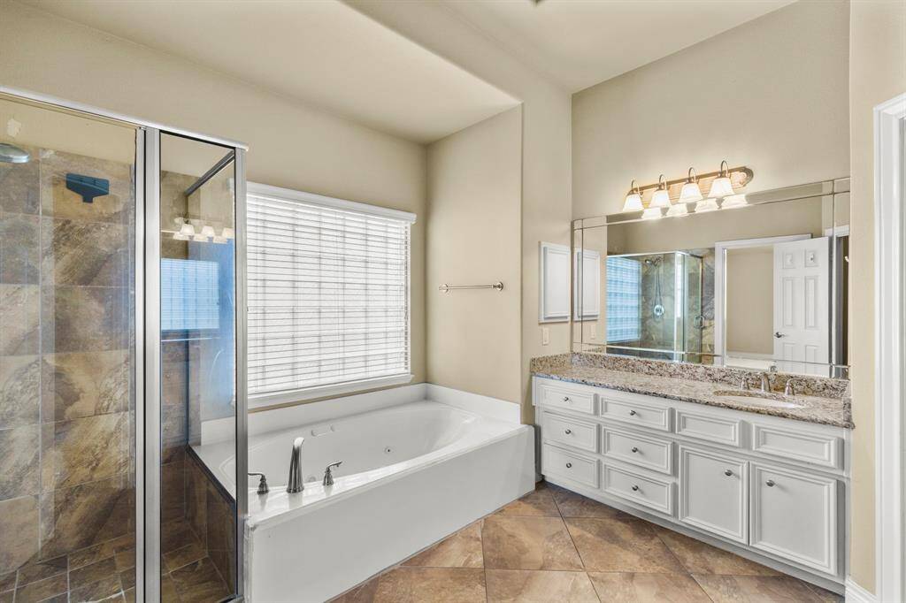SEPARATE SHOWER