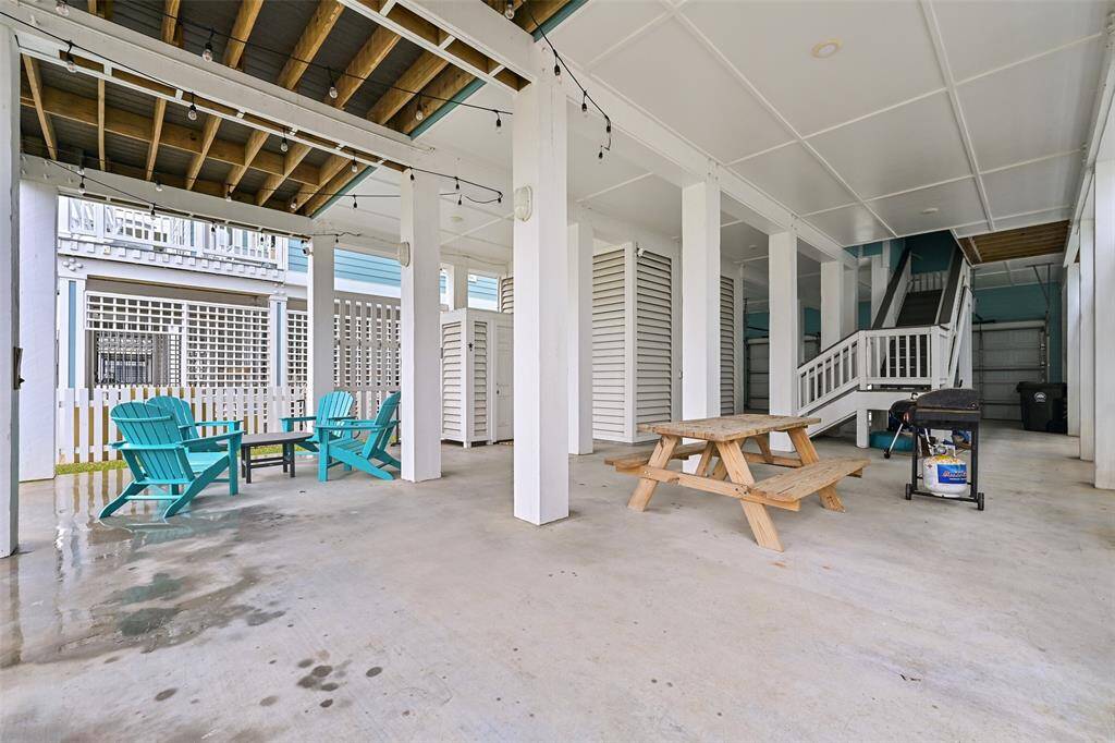 Enjoy the unlimited possibilities of outdoor living with covered patios ideal for grilling, relaxing, and making beachside memories.  Just bring your sunhat and your sunscreen!