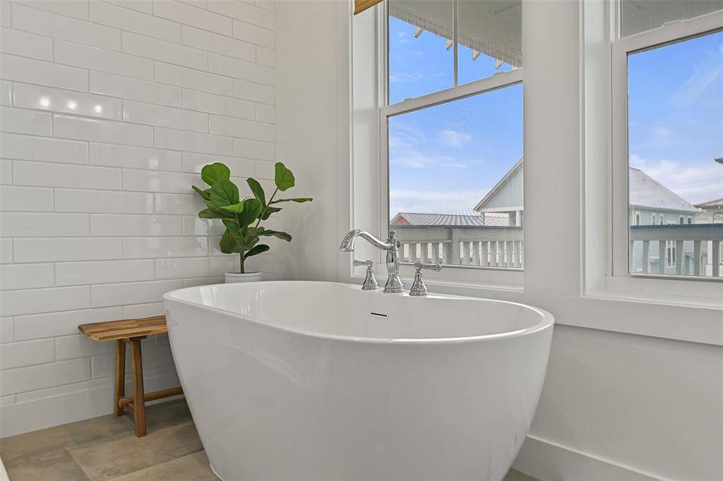 Imagine the relaxation awaiting you in this standalone soaking tub after a long day.  This is Beach Haven!
