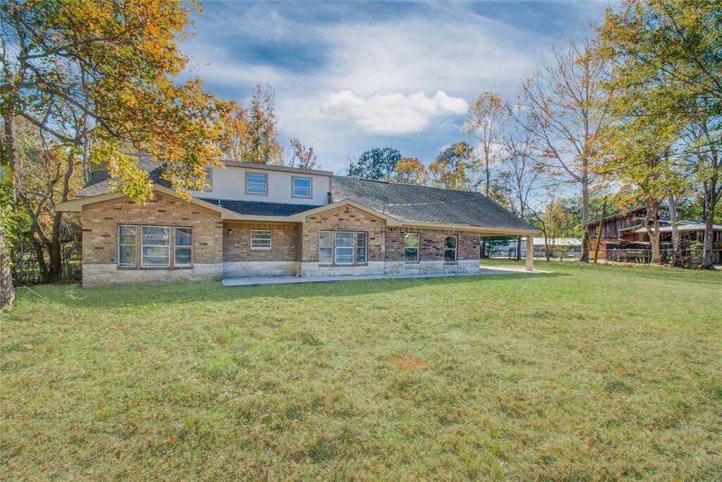 Front of Property - Huge Front Yard.