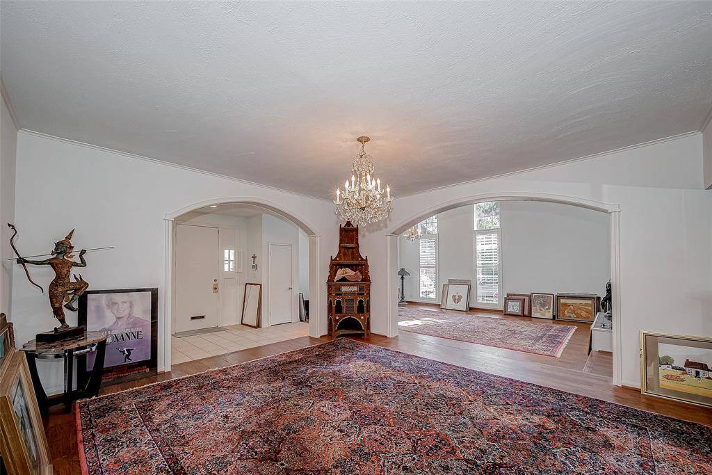 Showing the view from the dining room