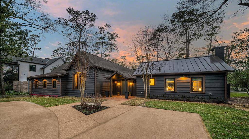 In beautiful detail..Introducing 781 Pifer Road