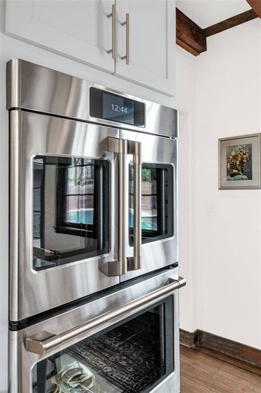 Top of the line Energy Star "Cafe" appliances. Double french oven with all the bells & whistles