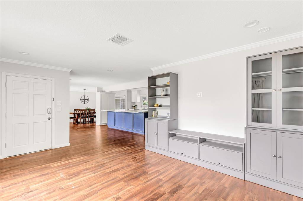 Custom built-ins in the living