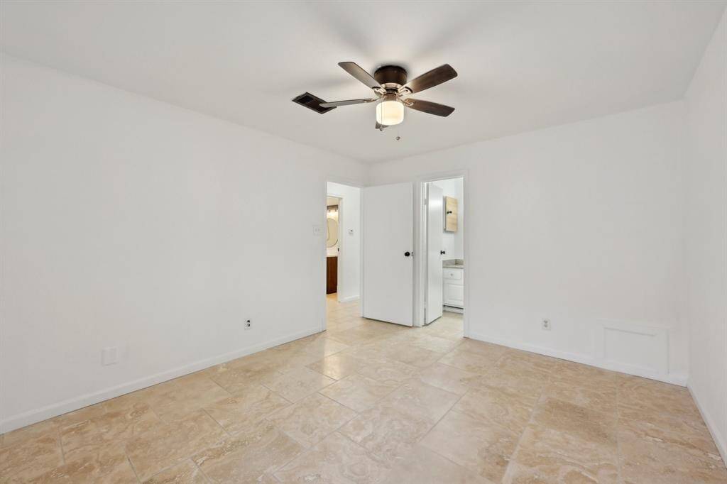 HUGE primary bedroom