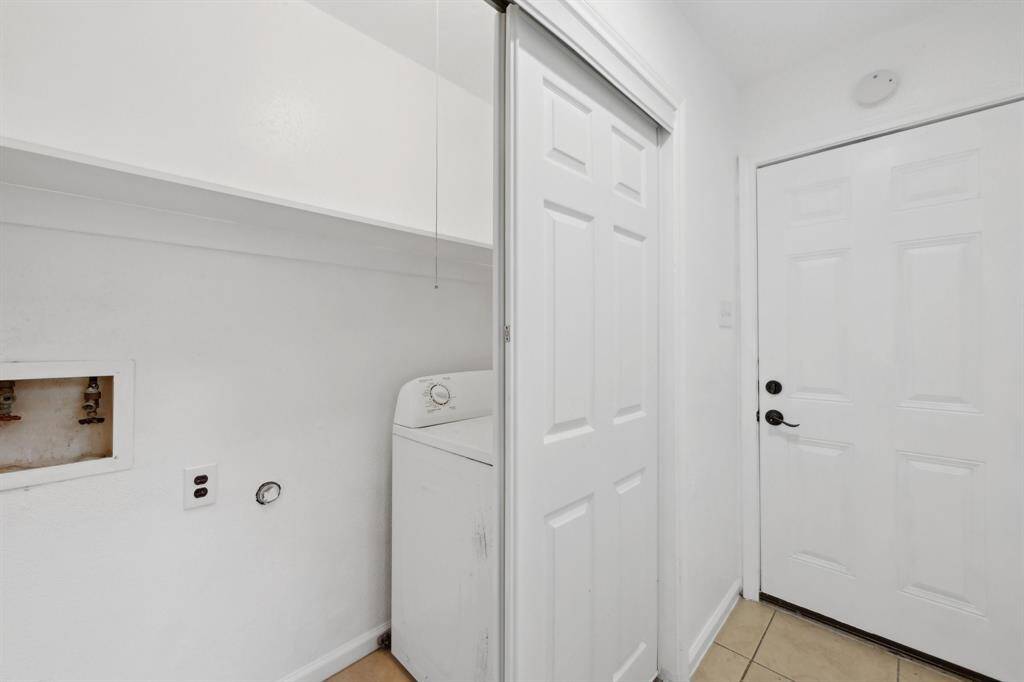 Laundry room in house!