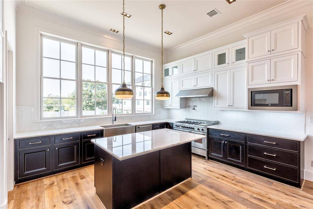Create the kitchen of your dreams by making interior options now. This is just one example of the numerous types of material selections available, as shown in this previous build.