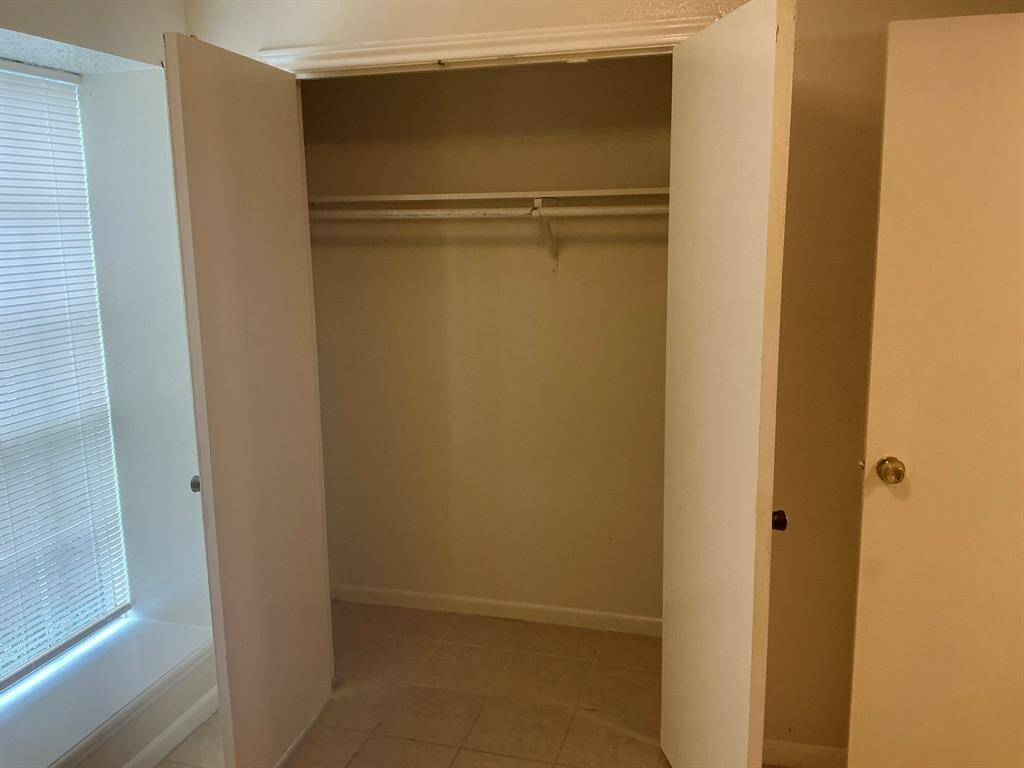 Unit B bedroom 2 closet