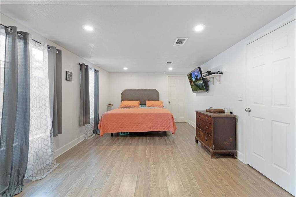 Primary bedroom.