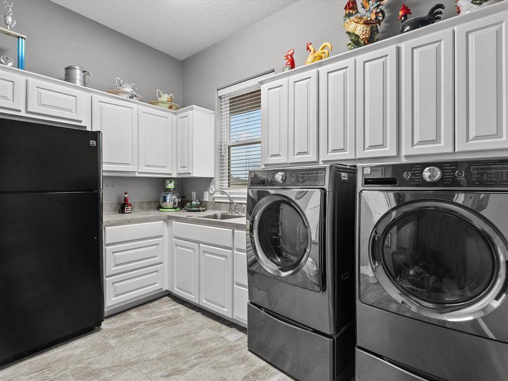 Huge utility room.