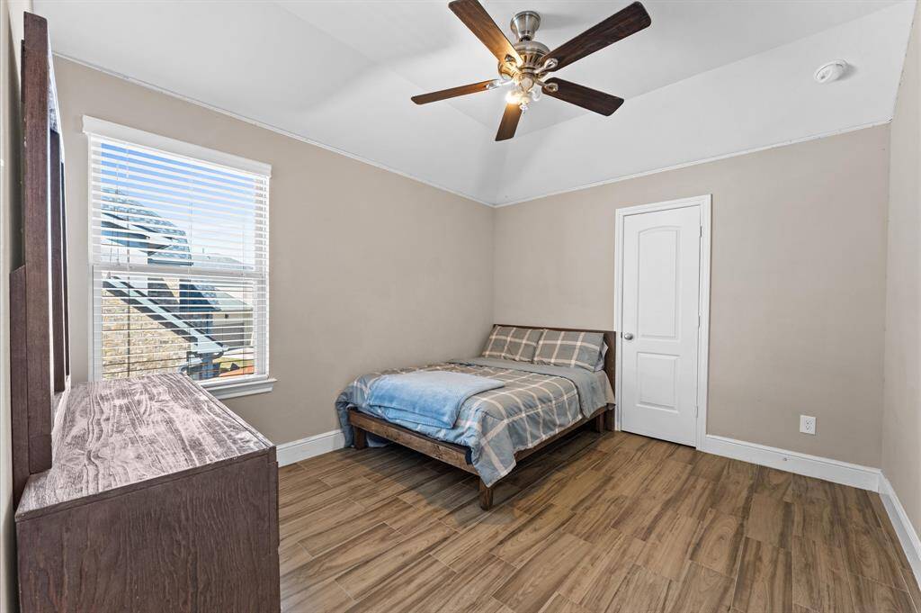4th bedroom upstairs