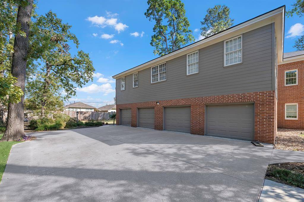 Four car garage . Perfect for any car enthusiest