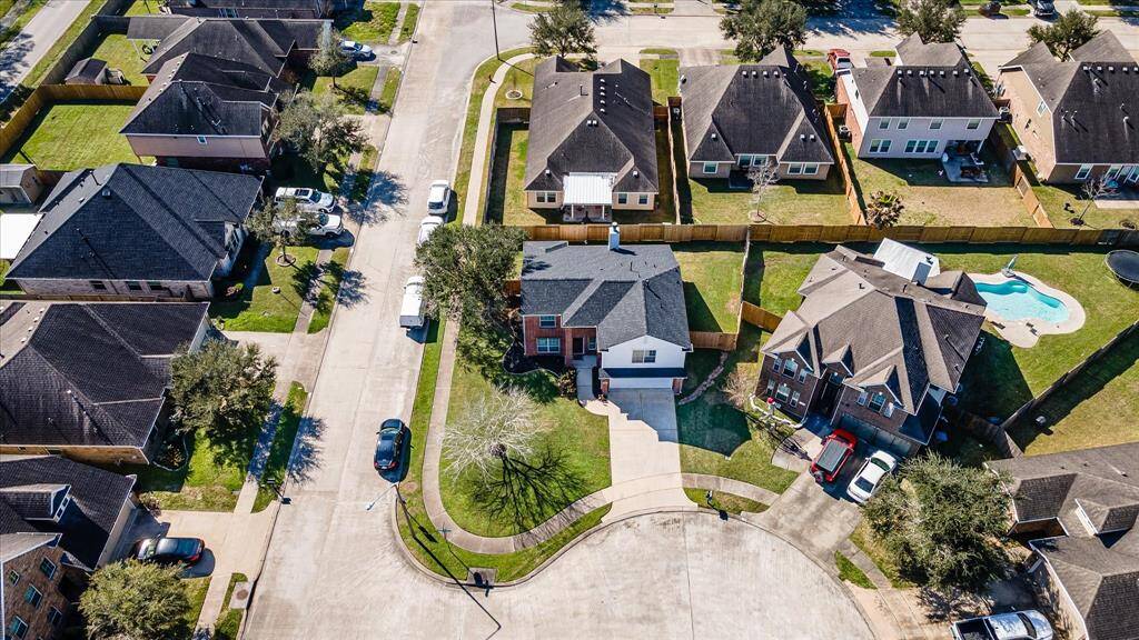 Wonderful view of Midtown Park subdivision and your new home!
