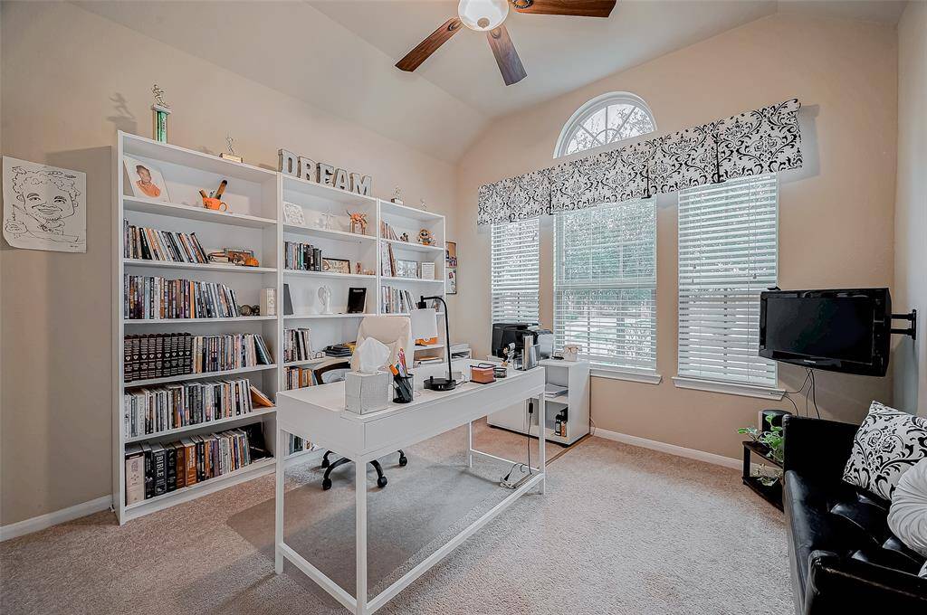 Front Bedroom/Office