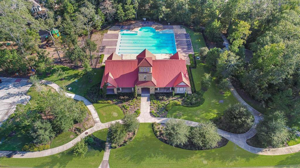 Location to Community Pool.