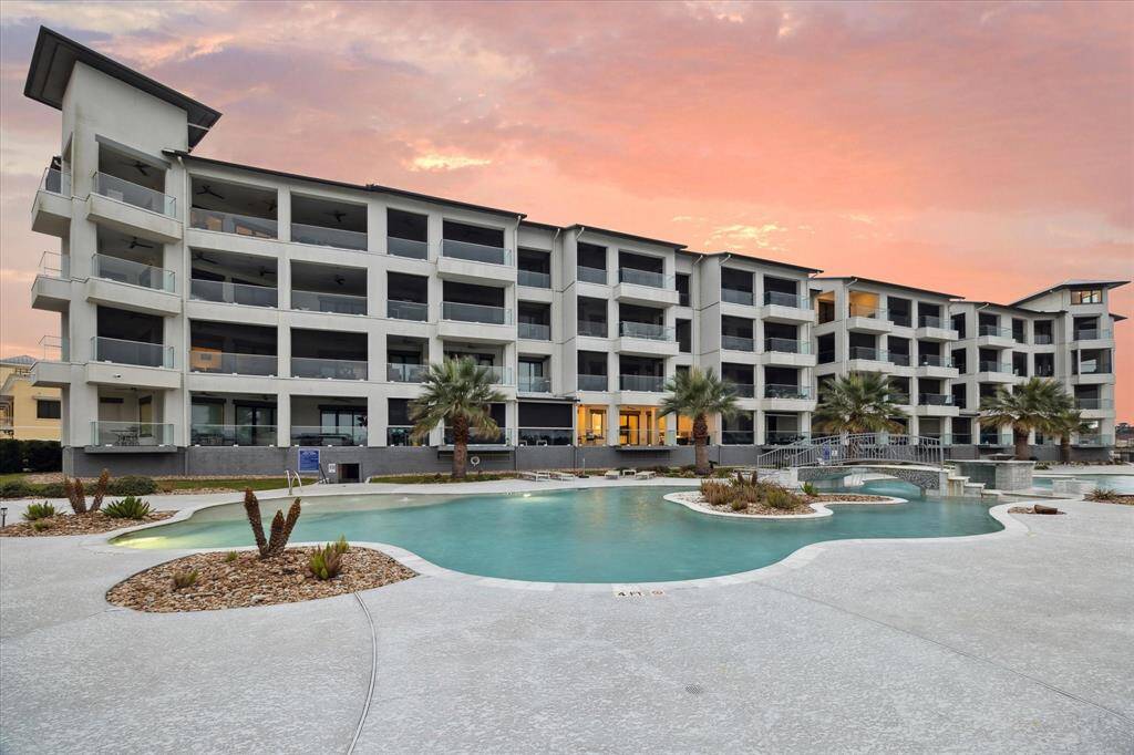Conveniently situated along Highway 105, this luxury mid-rise condominium ensures seamless access to major thoroughfares, connecting residents to nearby destinations like Conroe, The Woodlands, and Houston.