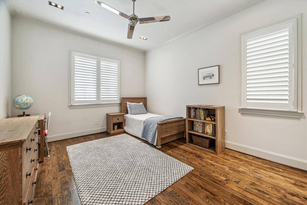 There are two Secondary bedrooms on the 2nd level...they both offer wood floors, walk-in closets and ensuite baths.