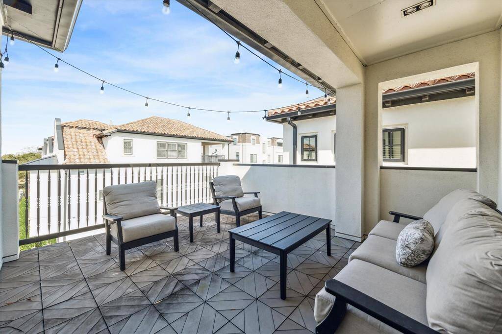 You will enjoy the Rooftop Terrace overlooking the pool...and perfect for nights of stargazing!