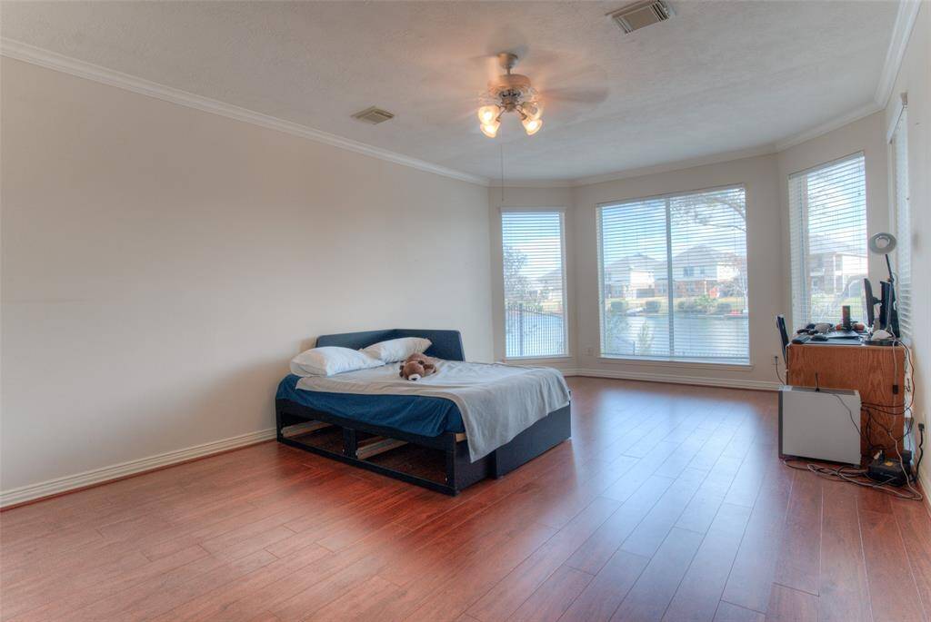 Huge windows that let in an abundance of natural light and look at that view!!!
