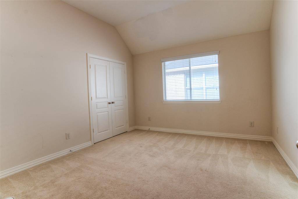 Bedroom located in the middle of hallway upstairs and the coziest of all the bedrooms upstairs.
